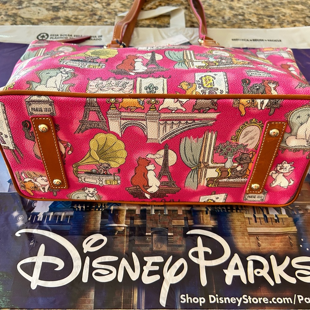 Dooney & Bourke Disney Aristocats Tote - Picture 3 of 13